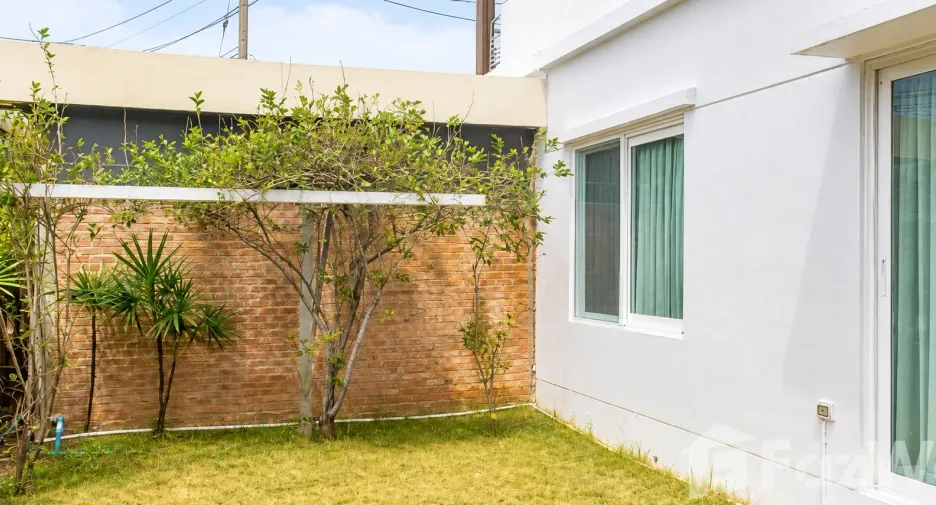 Casa en venta de 3 habitaciones en San Kamphaeng, Chiang Mai
