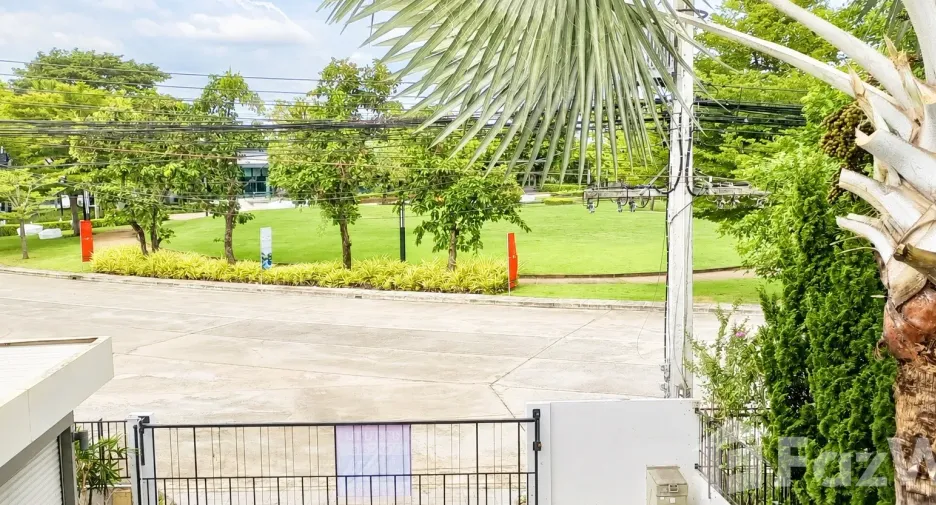 Casa en venta de 3 habitaciones en San Kamphaeng, Chiang Mai