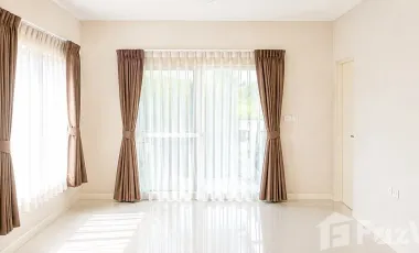 Casa en venta de 3 habitaciones en San Kamphaeng, Chiang Mai