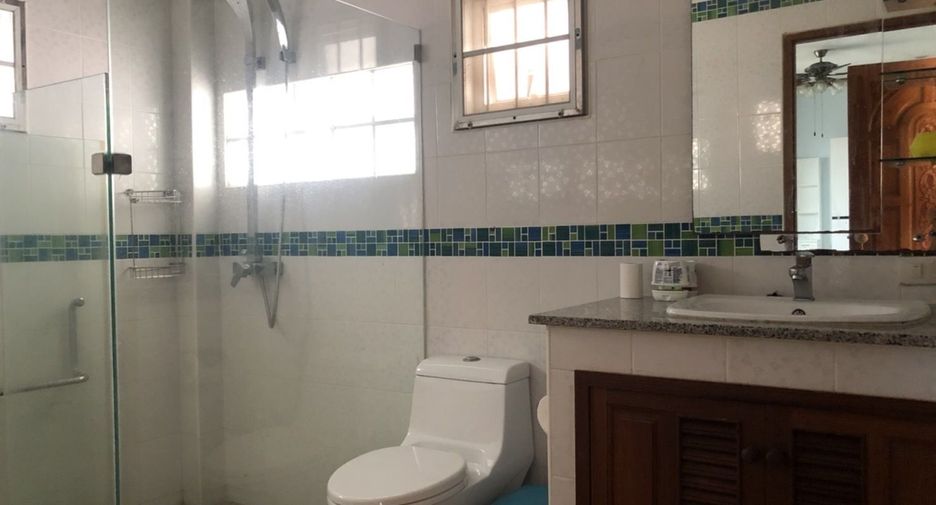 For sale and for rent 6 bedrooms villa in Jomtien, Pattaya