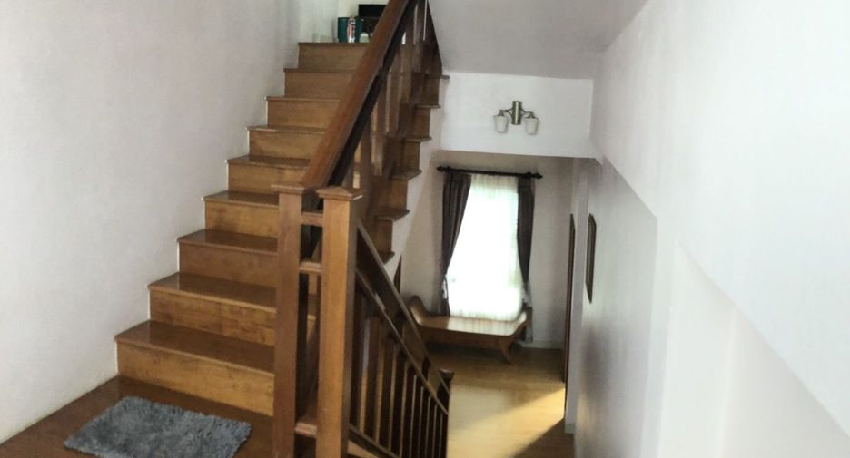 For sale and for rent 6 bedrooms villa in Jomtien, Pattaya