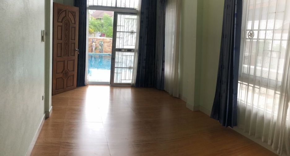 For sale and for rent 6 bedrooms villa in Jomtien, Pattaya