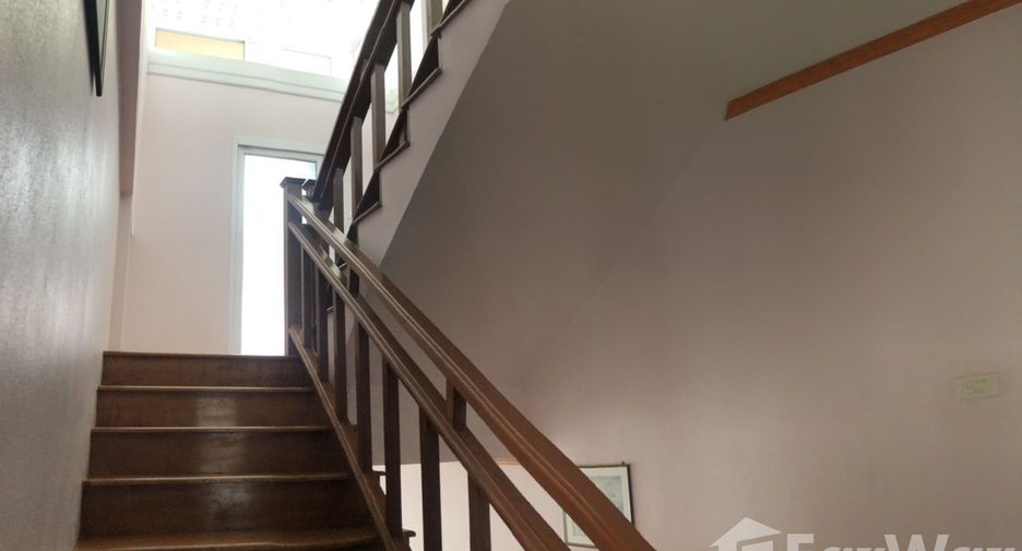 For sale and for rent 6 bedrooms villa in Jomtien, Pattaya