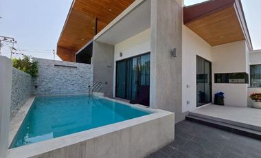 For rent 2 ベッドルーム villa in Mueang Phuket, Phuket