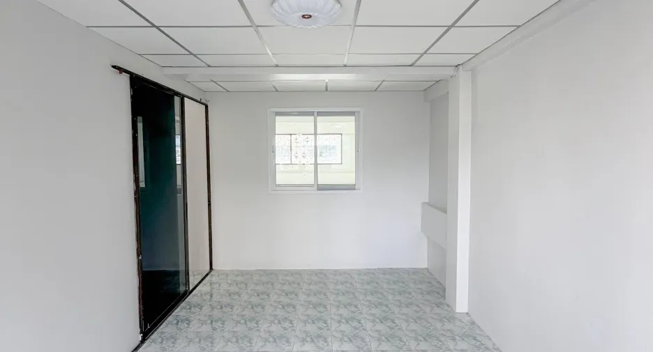 For sale 3 ベッドルーム townhouse in Mueang Rayong, Rayong