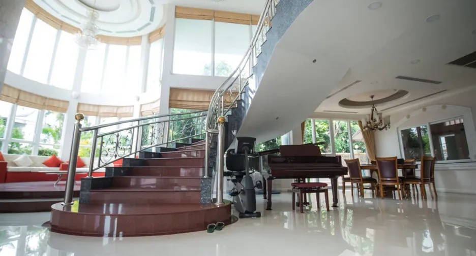 Terreno en venta en Bang Kapi, Bangkok