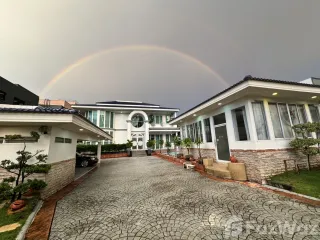 Terreno en venta en Bang Kapi, Bangkok