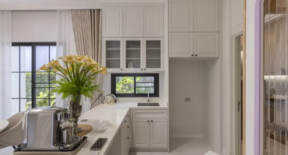 Haus zum Kauf mit 4 Zimmer in Bang Khen, Bangkok