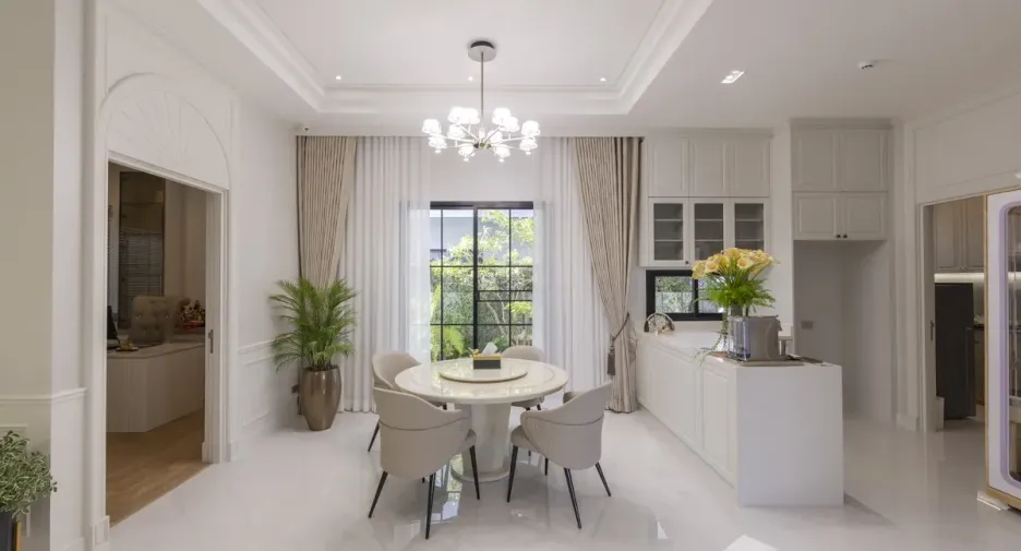 Haus zum Kauf mit 4 Zimmer in Bang Khen, Bangkok