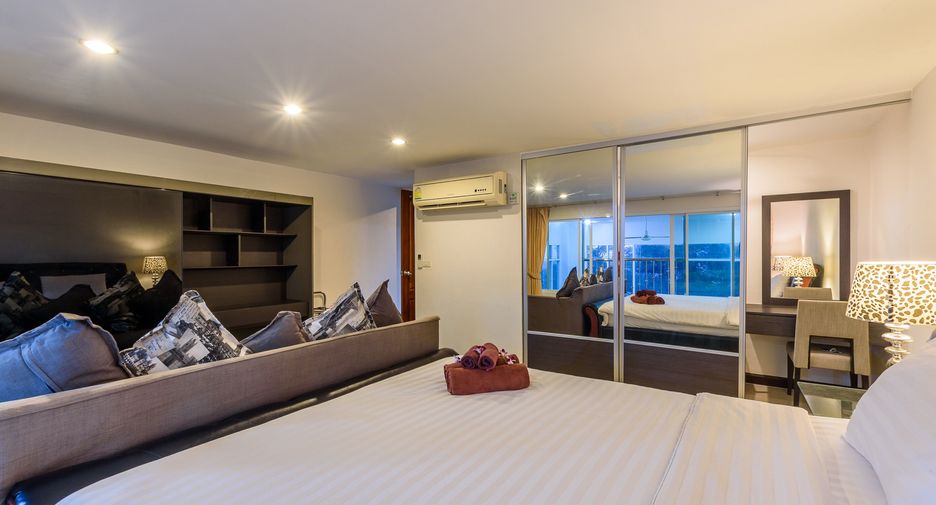 Villa zum Kauf mit 4 Zimmer in Kathu, Phuket