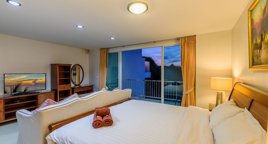 Villa zum Kauf mit 4 Zimmer in Kathu, Phuket