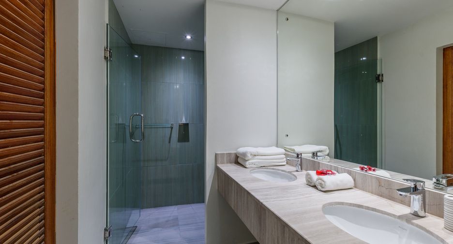 Villa zum Kauf mit 4 Zimmer in Kathu, Phuket