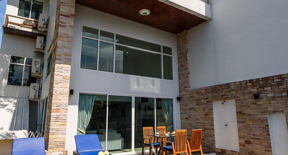 Villa zum Kauf mit 4 Zimmer in Kathu, Phuket