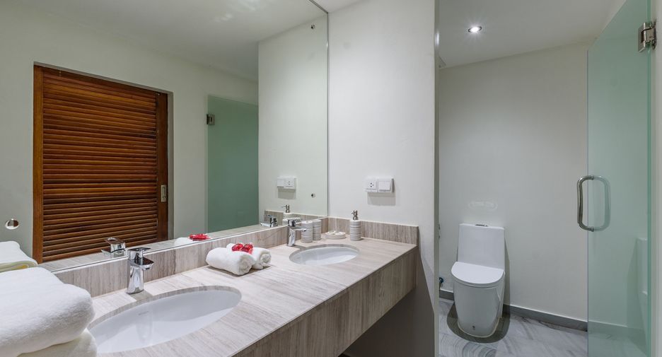 Villa zum Kauf mit 4 Zimmer in Kathu, Phuket