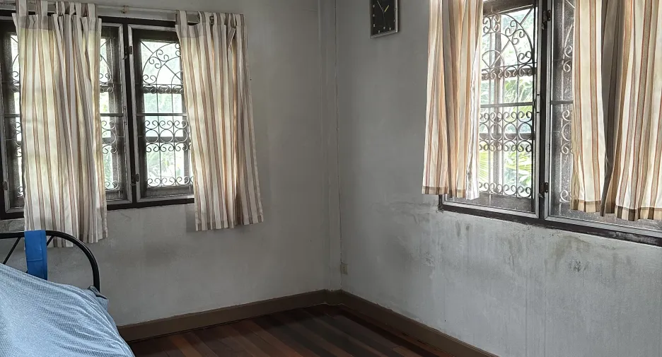 À vendre 5 chambres maison à Bang Khen, Bangkok