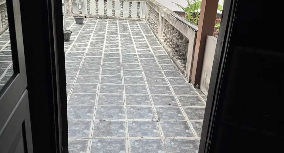 À vendre 5 chambres maison à Bang Khen, Bangkok