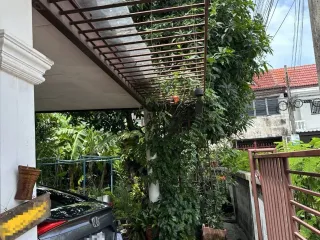 À vendre 5 chambres maison à Bang Khen, Bangkok