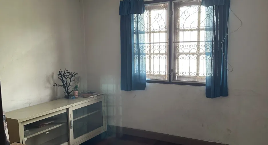 À vendre 5 chambres maison à Bang Khen, Bangkok