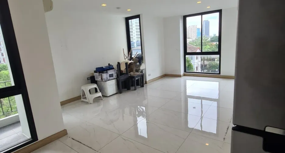 À vendre studio condo à Watthana, Bangkok