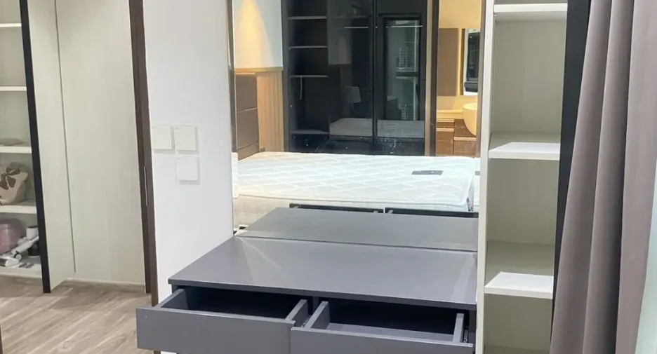 Condo en venta de 2 habitaciones en Khlong Toei, Bangkok