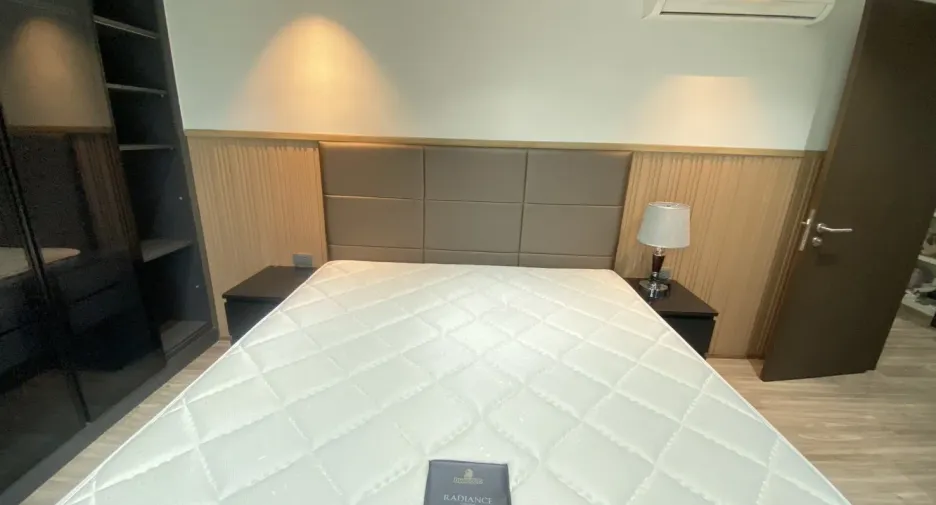 Condo en venta de 2 habitaciones en Khlong Toei, Bangkok