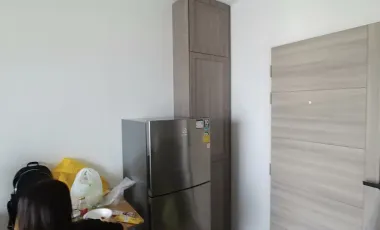For sale 1 bed condo in Mueang Samut Prakan, Samut Prakan