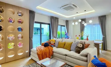 À louer 4 chambres maison à Bang Phli, Samut Prakan