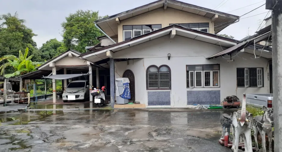 For sale land in Khan Na Yao, Bangkok