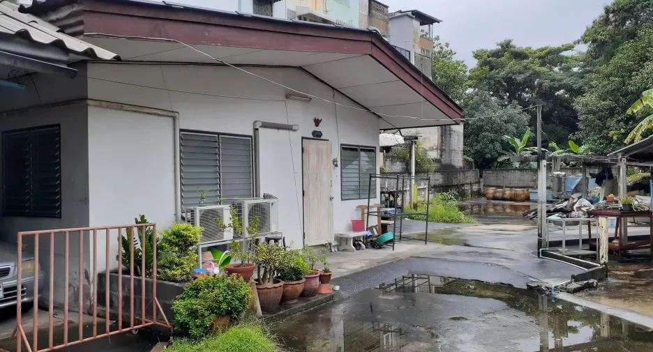 For sale land in Khan Na Yao, Bangkok