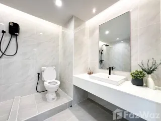 Продажа 2 спальни кондо в Пхра Кханонг, Бангкок