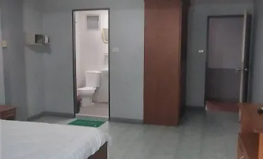 Local comercial en venta y en alquiler de 12 habitaciones en Bang Lamung, Chonburi