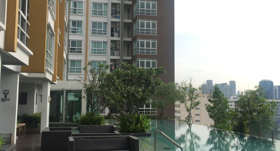 À vendre 1 chambre condo à Huai Khwang, Bangkok