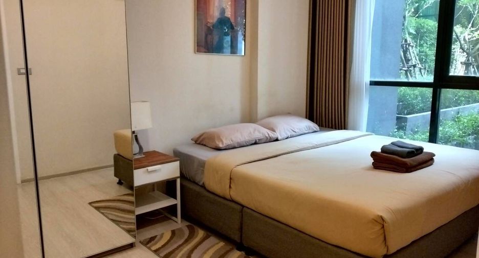 For rent 2 bedrooms condo in Khlong Toei, Bangkok