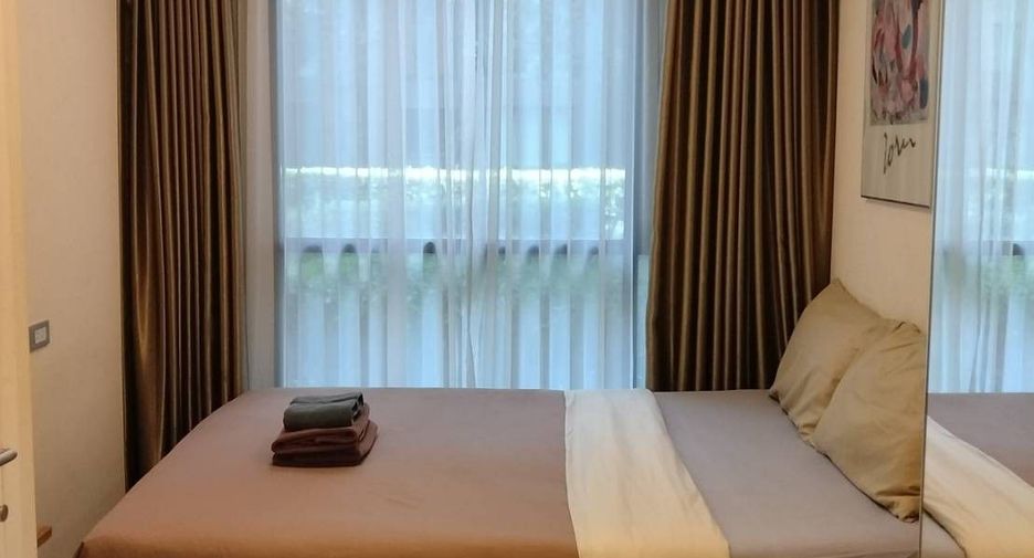 For rent 2 bedrooms condo in Khlong Toei, Bangkok