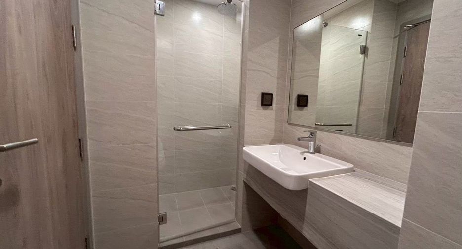 For rent 1 bed condo in Sathon, Bangkok