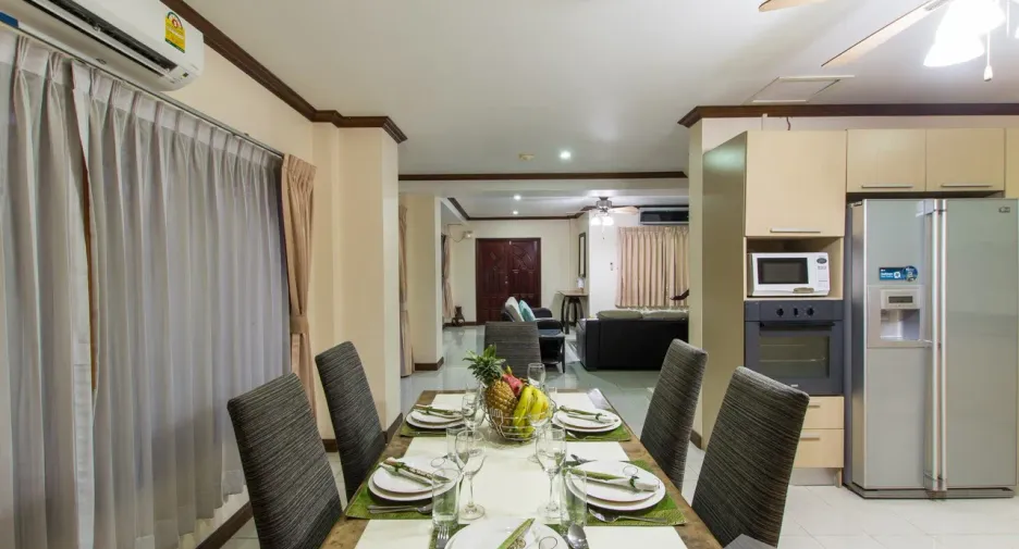 Casa adosada en venta de 3 habitaciones en Kathu, Phuket