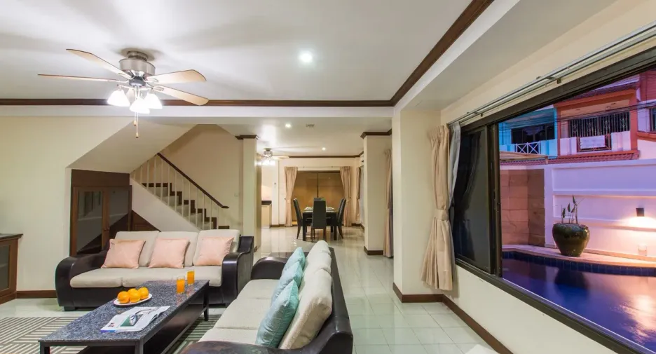 Casa adosada en venta de 3 habitaciones en Kathu, Phuket
