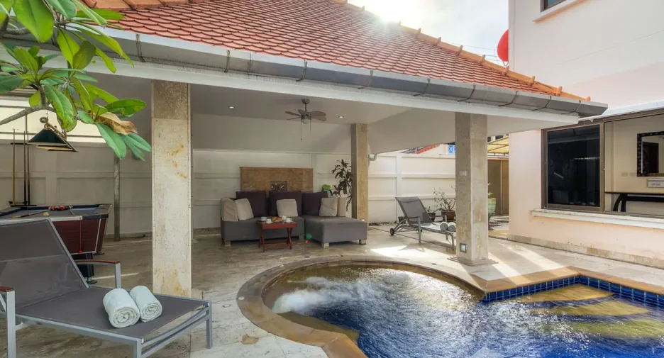 Casa adosada en venta de 3 habitaciones en Kathu, Phuket
