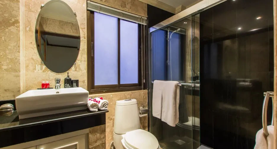 Casa adosada en venta de 3 habitaciones en Kathu, Phuket