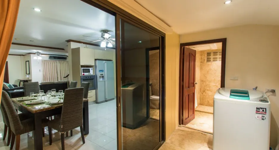 Casa adosada en venta de 3 habitaciones en Kathu, Phuket