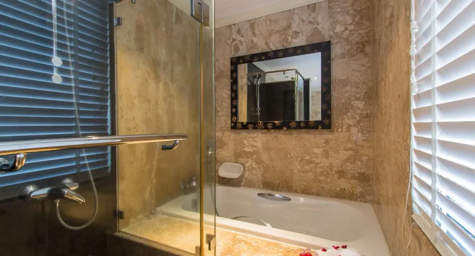 Casa adosada en venta de 3 habitaciones en Kathu, Phuket
