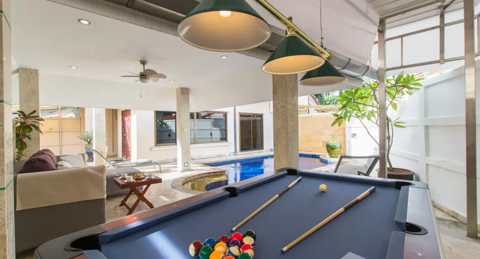 Casa adosada en venta de 3 habitaciones en Kathu, Phuket