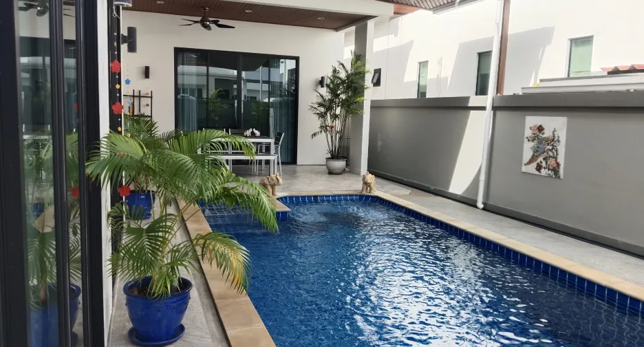 For sale 3 bedrooms villa in Mueang Phuket, Phuket