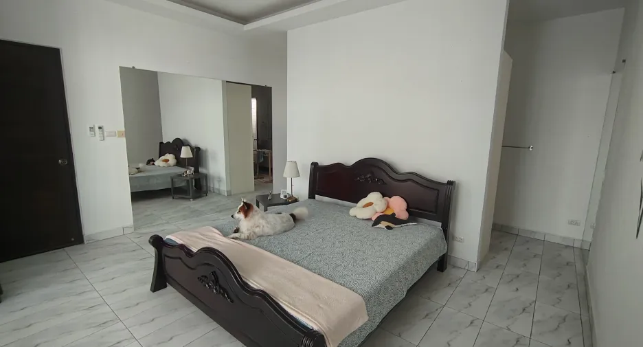 For sale 3 bedrooms villa in Mueang Phuket, Phuket
