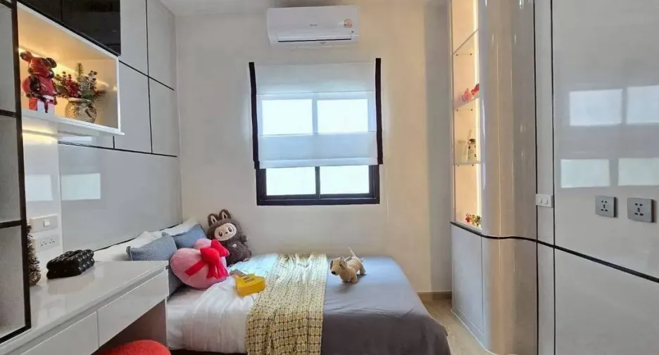 出租 3 卧室 联排别墅 在 Bang Lamung, Chon Buri