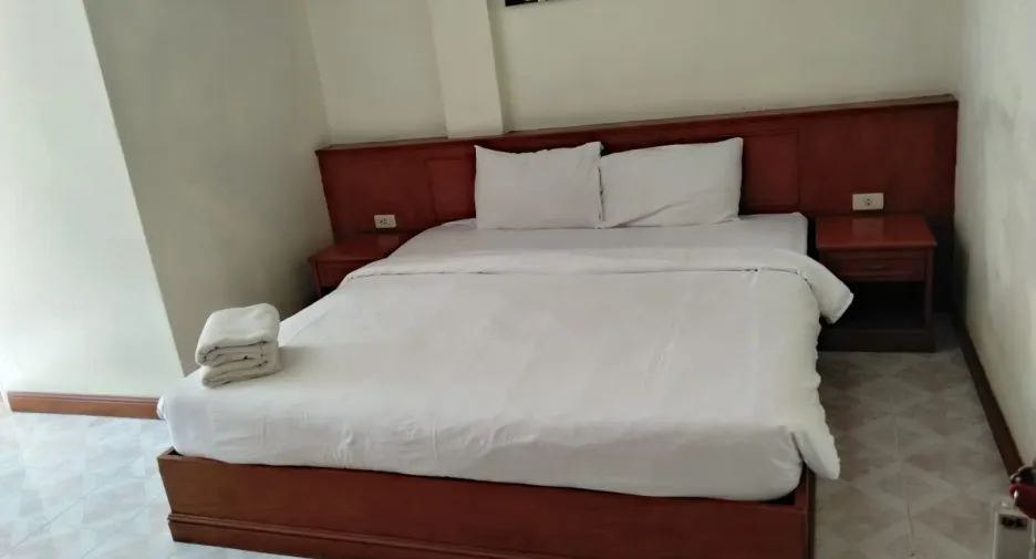 Hotel en venta de 16 habitaciones en Kathu, Phuket