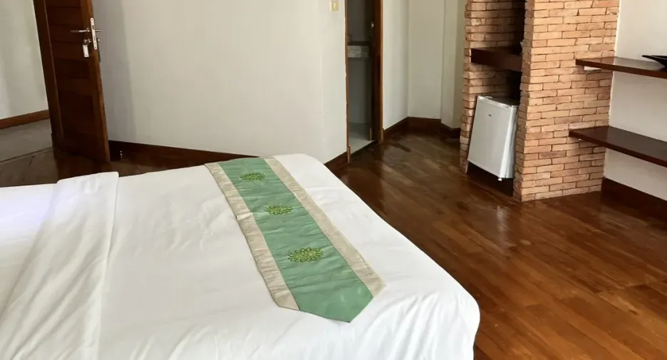 Hotel en venta de 16 habitaciones en Kathu, Phuket