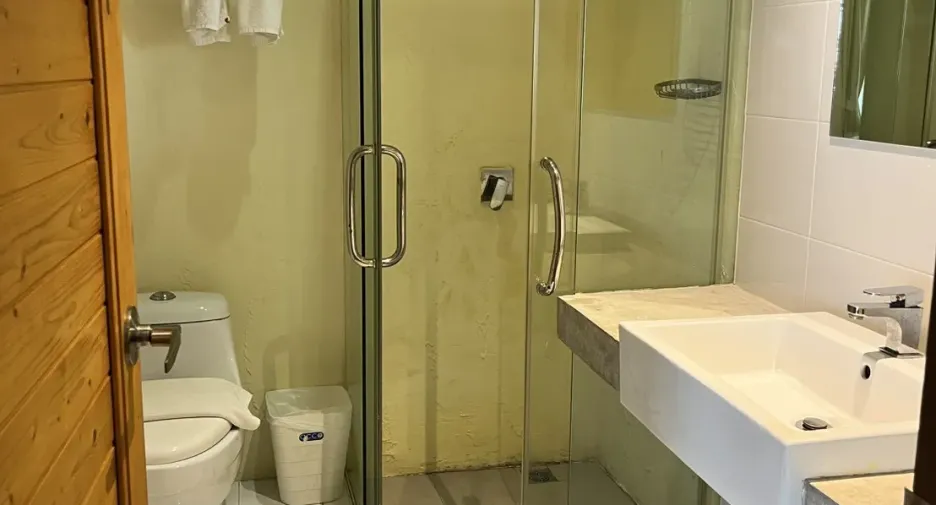 Hotel en venta de 16 habitaciones en Kathu, Phuket
