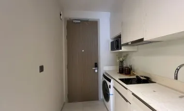 For sale and for rent 1 bed condo in Bang Rak, Bangkok