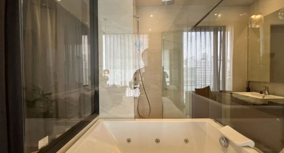 For sale and for rent 1 bed condo in Bang Rak, Bangkok